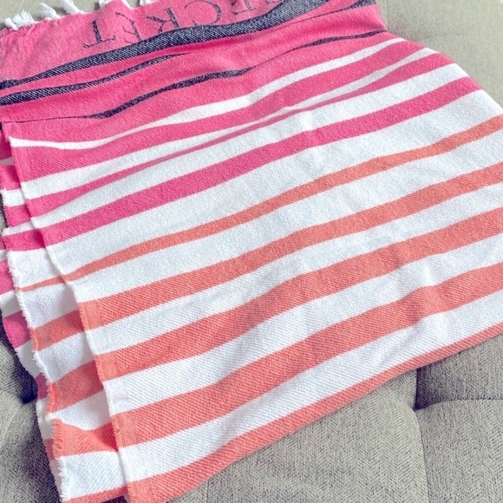 Throw Beach Blanket/Towel Victoria’s Secret —#103 - Picture 11 of 13